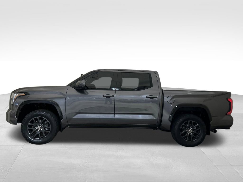 Used 2022 Toyota Tundra Platinum w/ Advanced Package AWD/4WD image 2