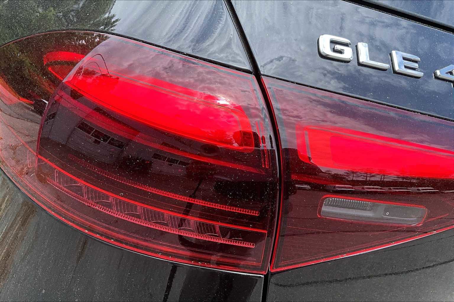 Used 2025 Mercedes-Benz GLE 450 4MATIC image 6