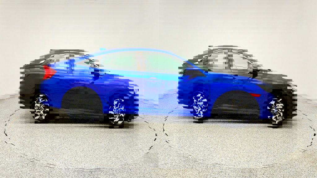 Used 2017 Honda Civic EX image 4