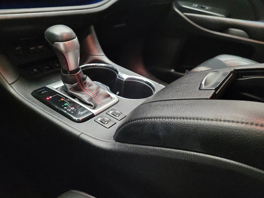 Used 2019 Toyota Highlander SE AWD/4WD image 26