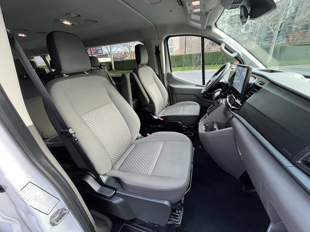 Used 2024 Ford Transit 350 XLT image 26