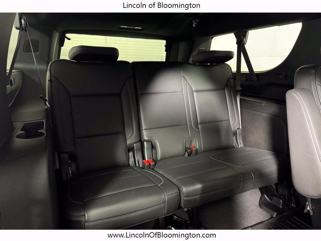 Used 2024 GMC Yukon XL Denali AWD/4WD image 13