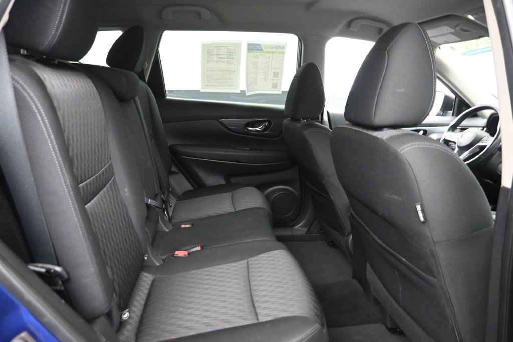 Used 2018 Nissan Rogue SV w/ Premium Package AWD/4WD image 10