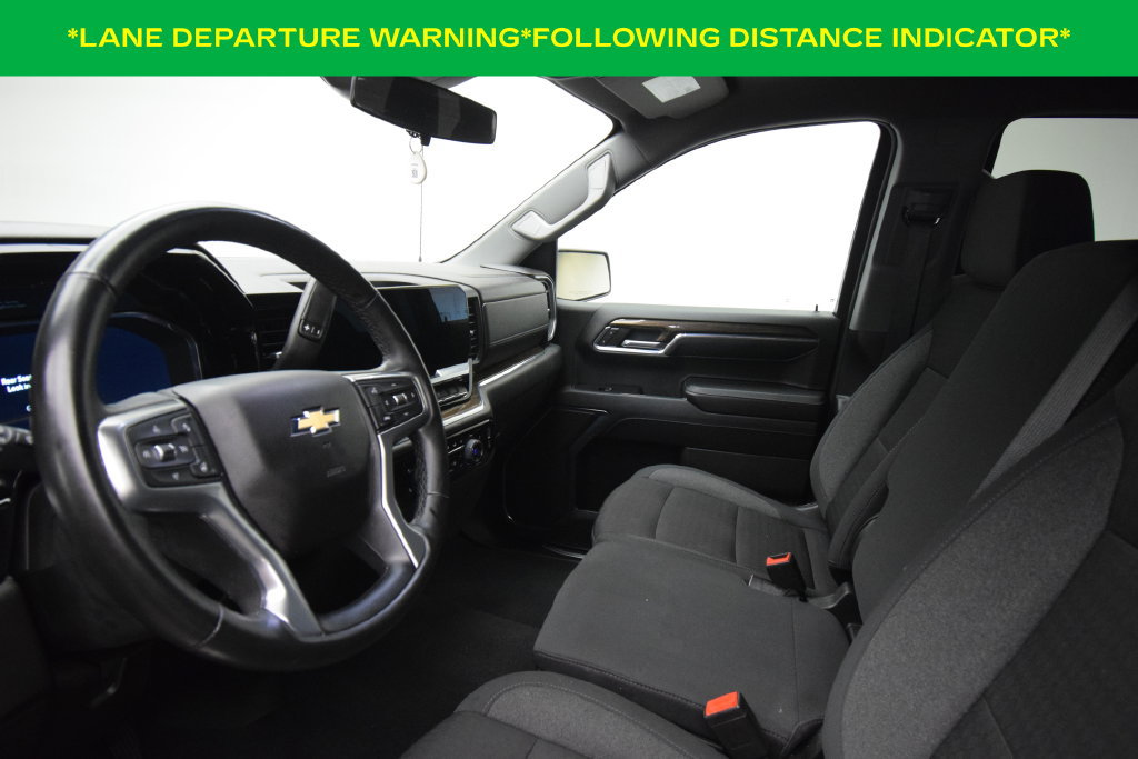 Used 2024 Chevrolet Silverado 1500 LT AWD/4WD image 7