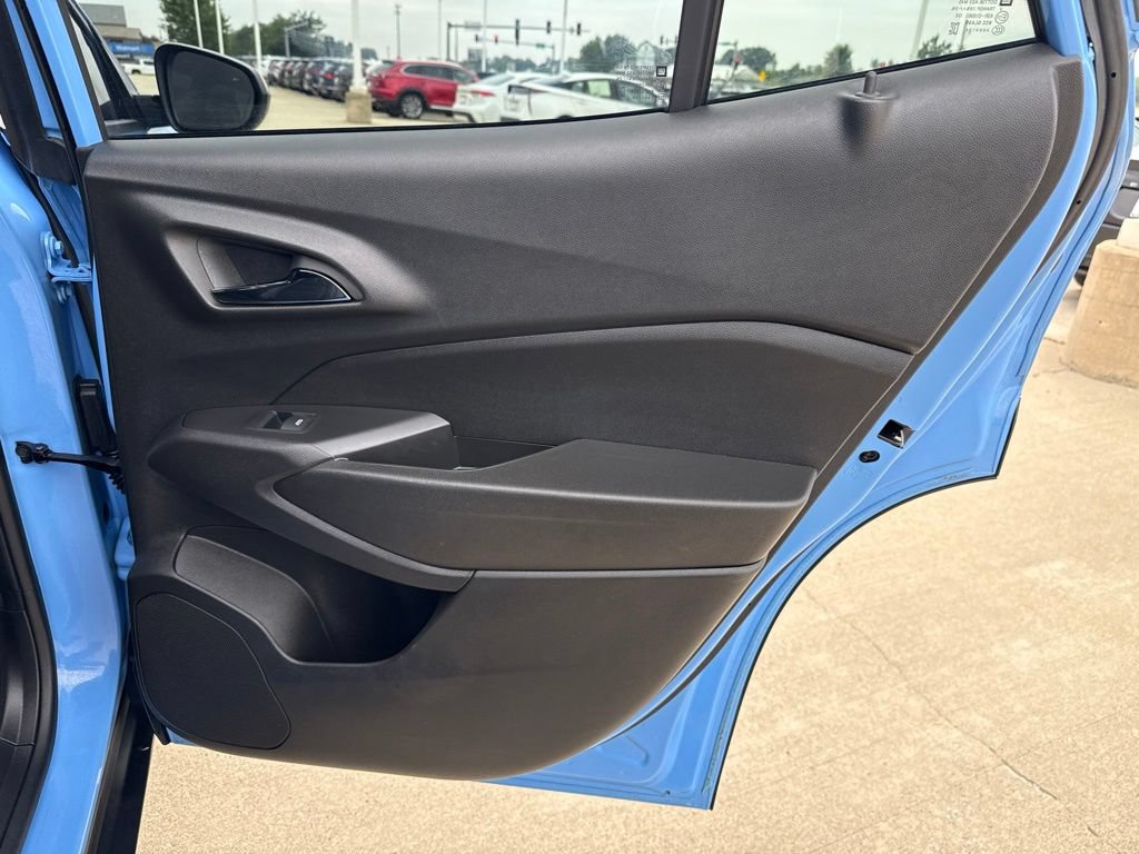 Used 2024 Chevrolet Trax RS w/ Driver Confidence Package FWD image 20