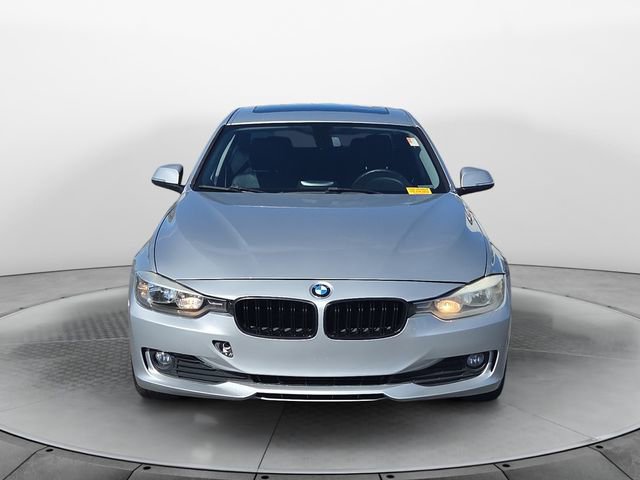 Used 2017 BMW 320i Sedan RWD image 8