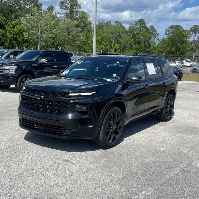 Used 2024 Chevrolet Traverse RS w/ LPO, Floor Liner Package AWD/4WD image 1
