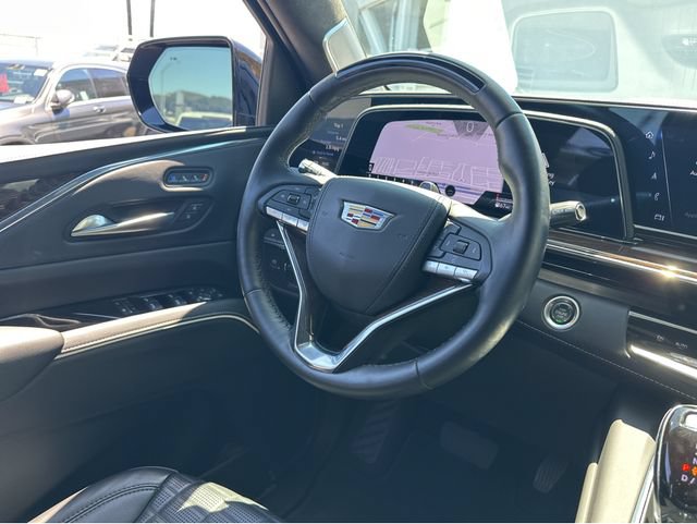 Certified 2024 Cadillac Escalade Sport Platinum w/ LPO, ONYX Package AWD/4WD image 23