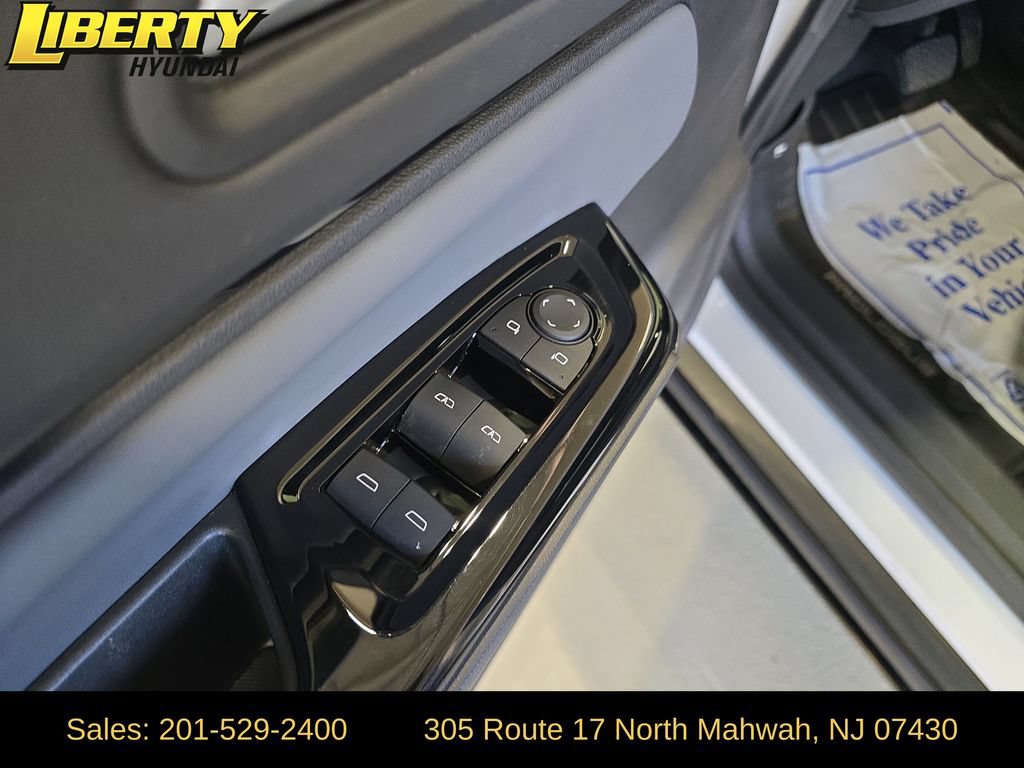 Used 2024 Honda Prologue Touring image 11