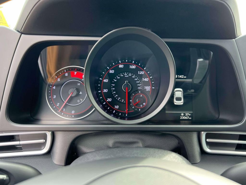 Used 2023 Hyundai Elantra SEL image 25