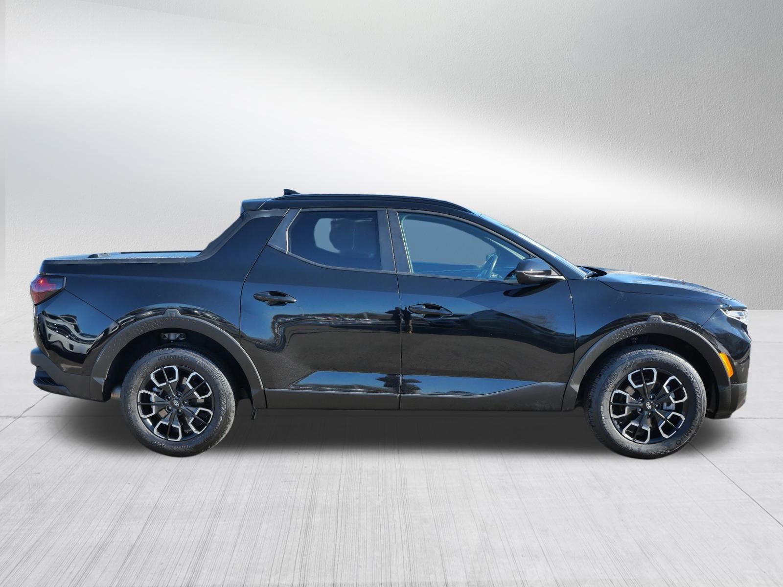 Used 2023 Hyundai Santa Cruz SEL Premium image 8