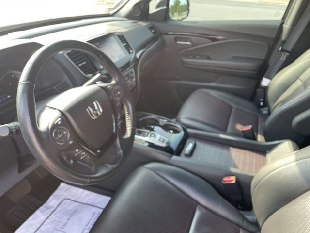 Certified 2021 Honda Ridgeline Black Edition image 14