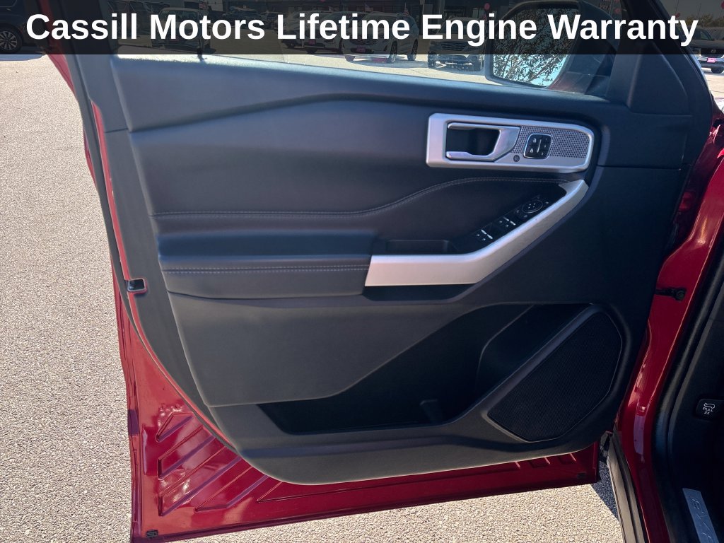 Used 2021 Ford Explorer Limited w/ Hybrid Equipment Group 310A AWD/4WD image 13