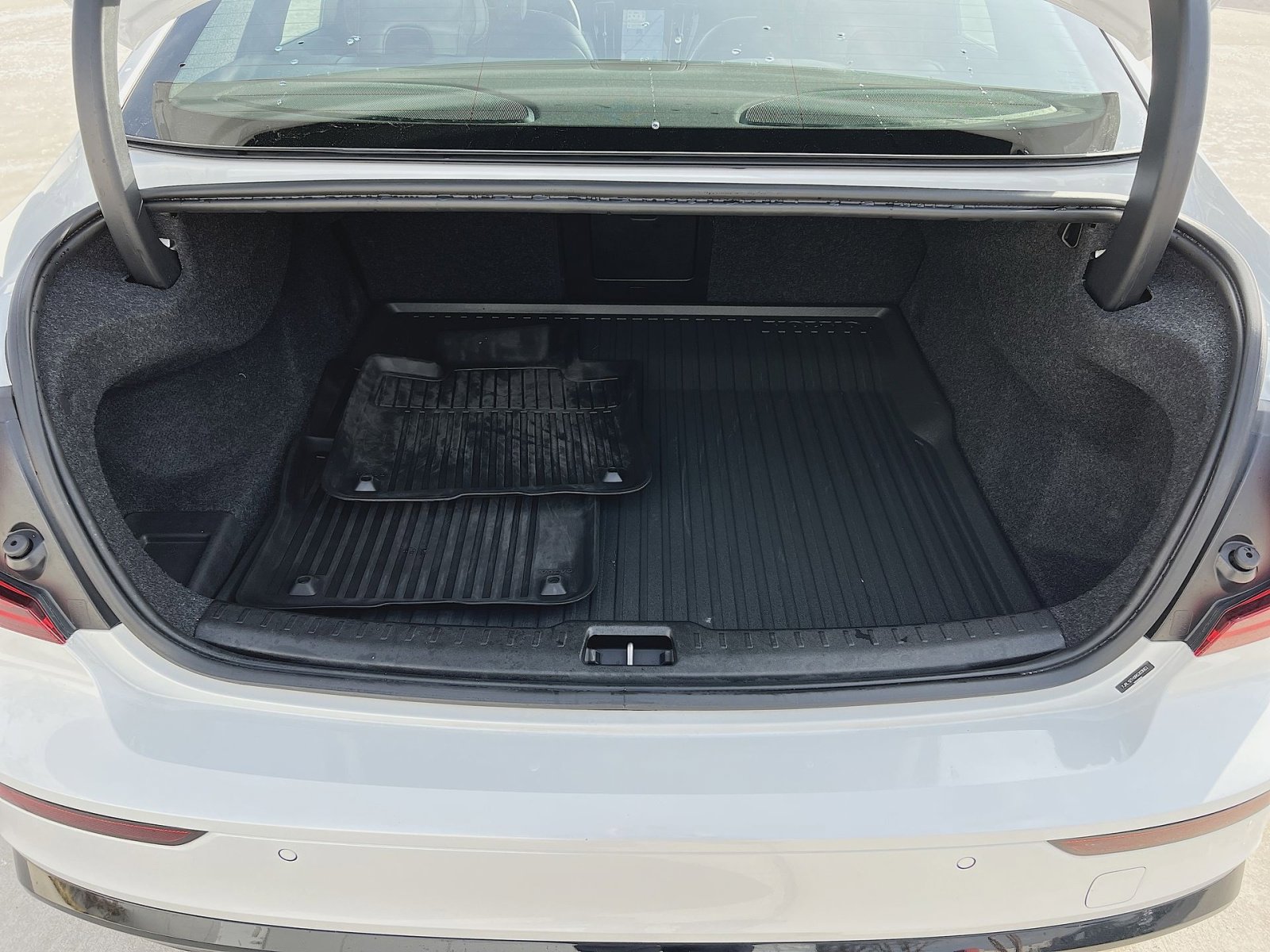 Used 2024 Volvo S60 B5 Plus w/ Climate Package image 26