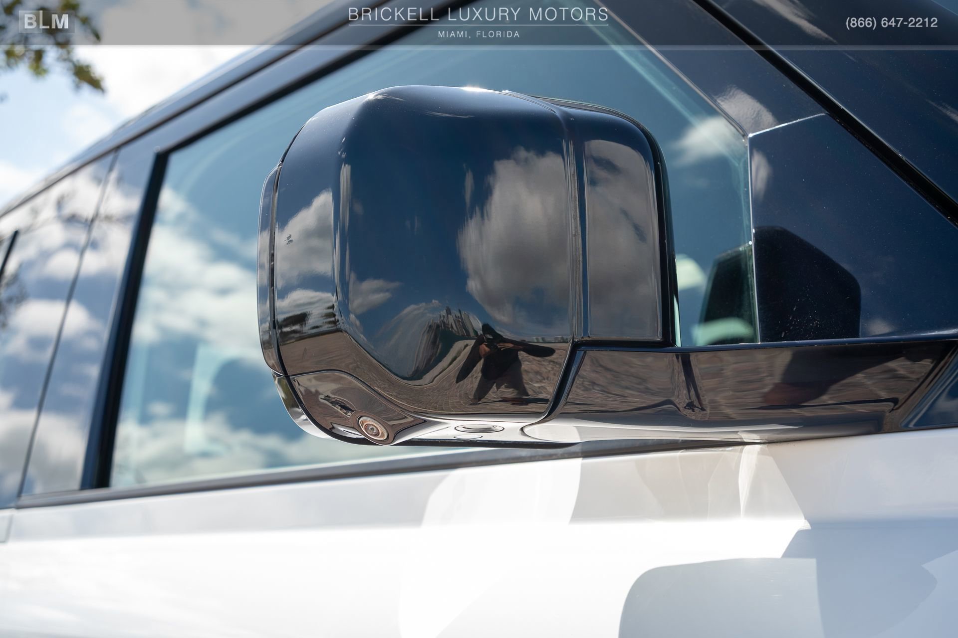 Used 2022 Land Rover Defender 90 X-Dynamic HSE image 41