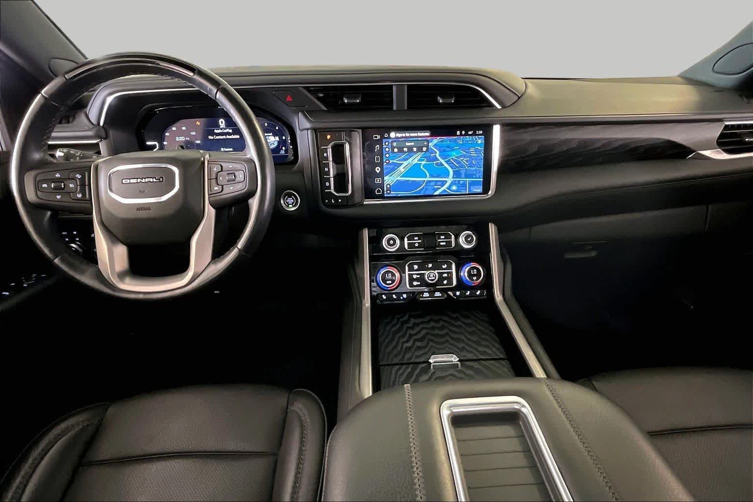 Used 2024 GMC Yukon Denali w/ Denali Reserve Package AWD/4WD image 14