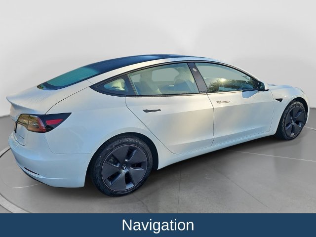 Used 2022 Tesla Model 3 Long Range AWD/4WD image 4