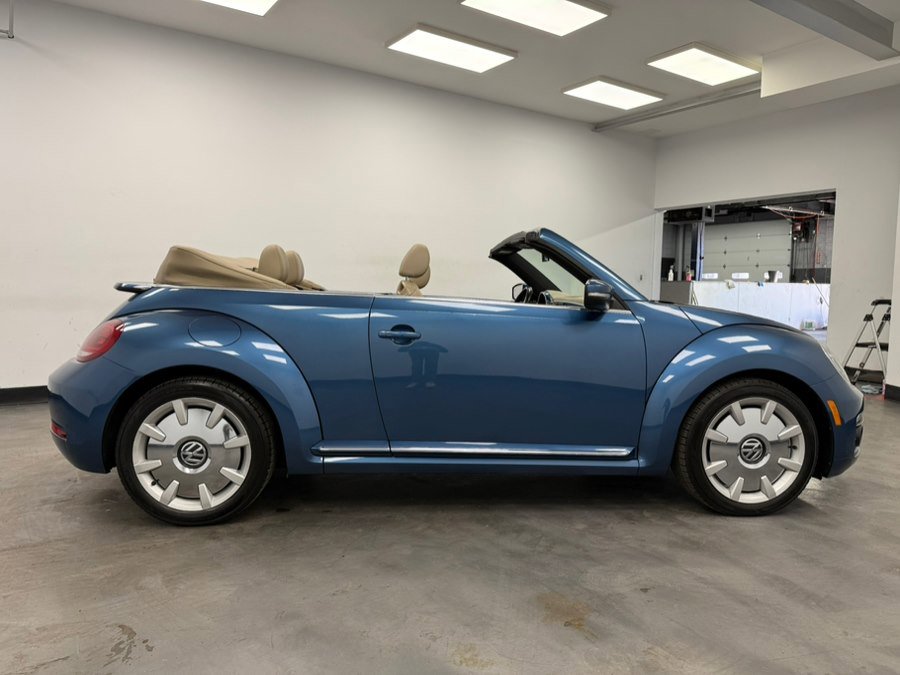 Used 2019 Volkswagen Beetle 2.0T S image 17