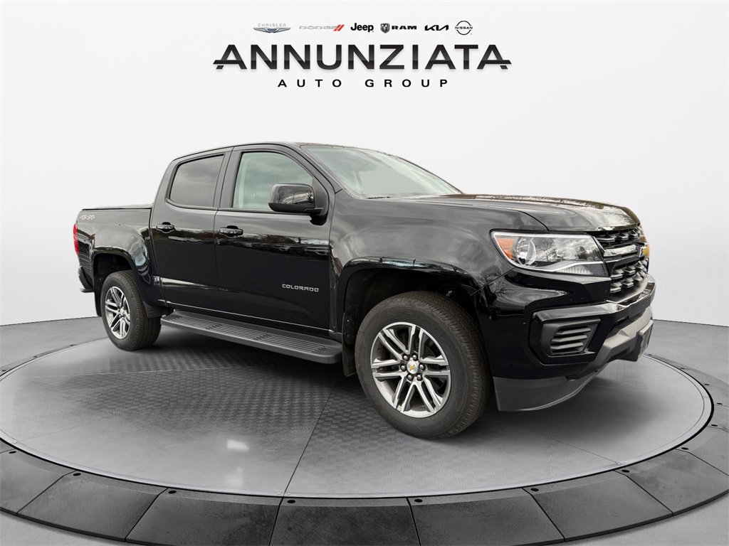 Used 2022 Chevrolet Colorado W/T w/ Custom Special Edition image 7