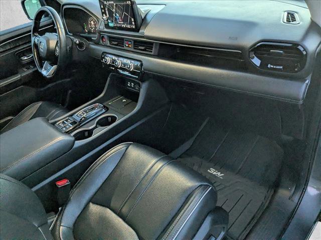 Used 2025 Honda Pilot Elite image 26