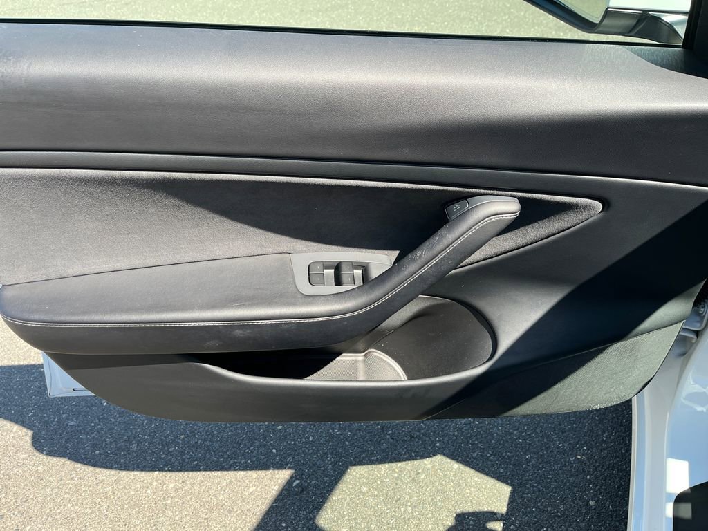 Used 2021 Tesla Model 3 Long Range image 10