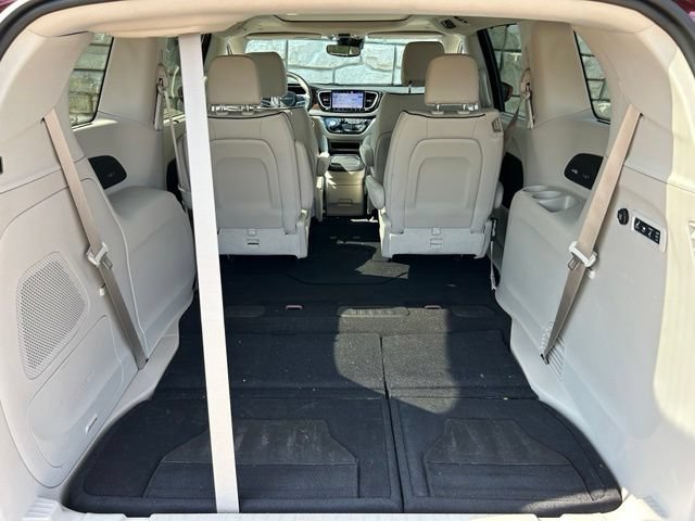 Certified 2021 Chrysler Pacifica Limited w/ Premium & Safety Sphere Group AWD/4WD image 11