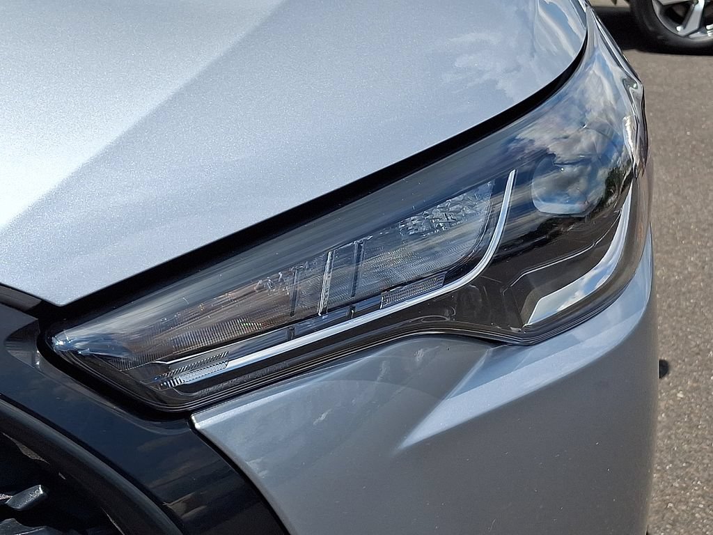 Used 2023 Toyota Corolla Cross L FWD image 7