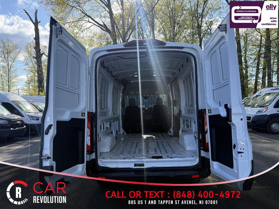 Used 2023 Ford Transit 250 Medium Roof AWD image 6