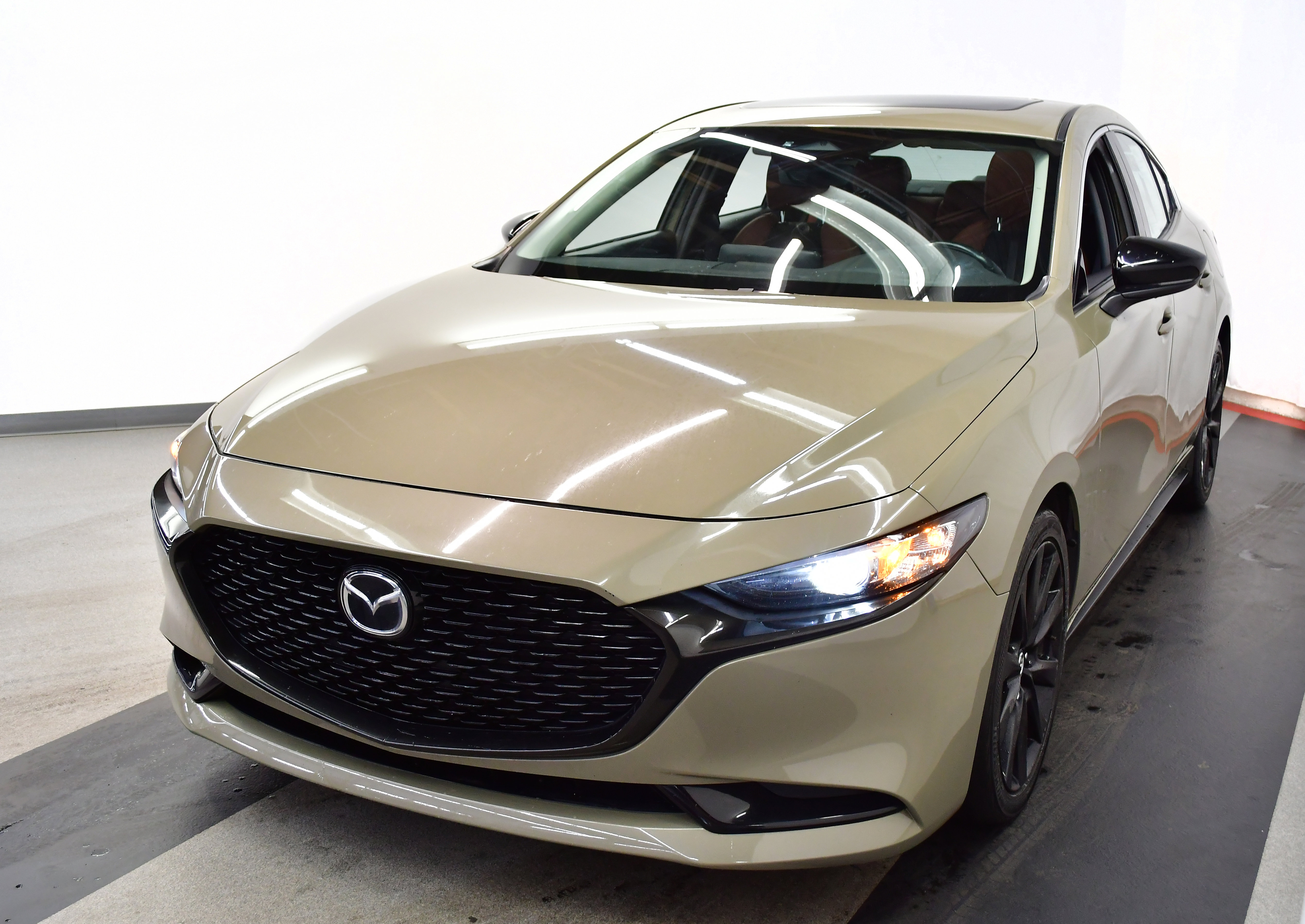 Used 2024 MAZDA MAZDA3 s image 6