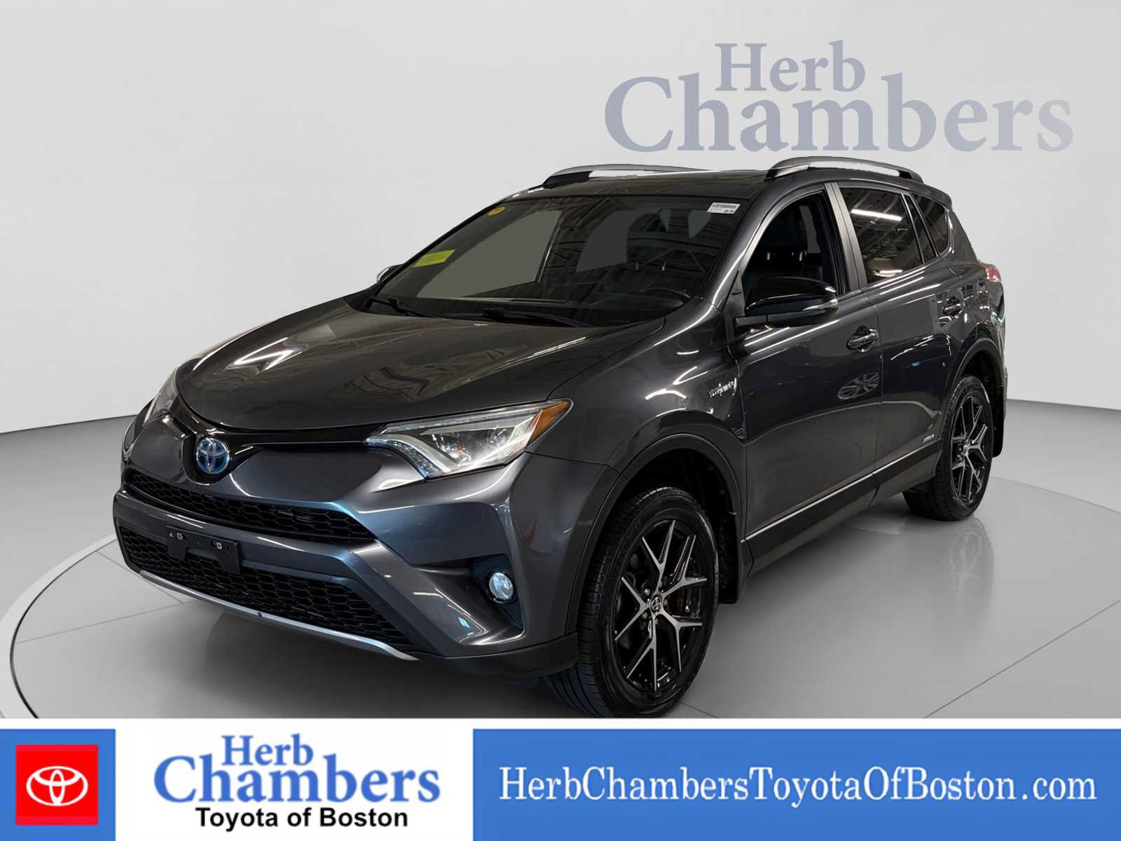 Used 2017 Toyota RAV4 SE AWD/4WD image 10