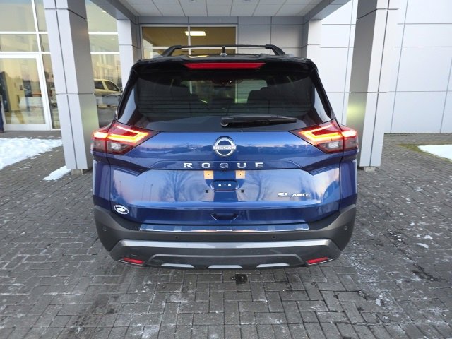 Used 2023 Nissan Rogue SL w/ SL Premium Package image 3