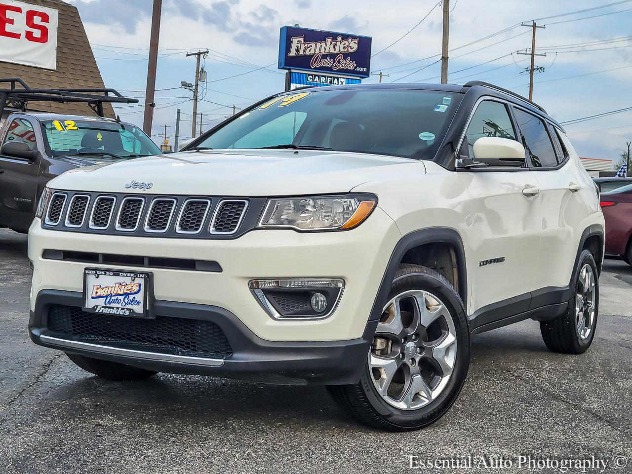 Used 2019 Jeep Compass Limited image 1