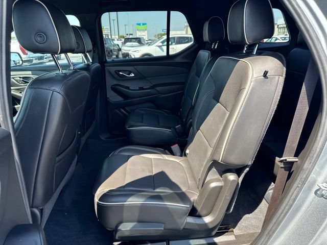 Used 2023 Chevrolet Traverse Premier AWD/4WD image 22