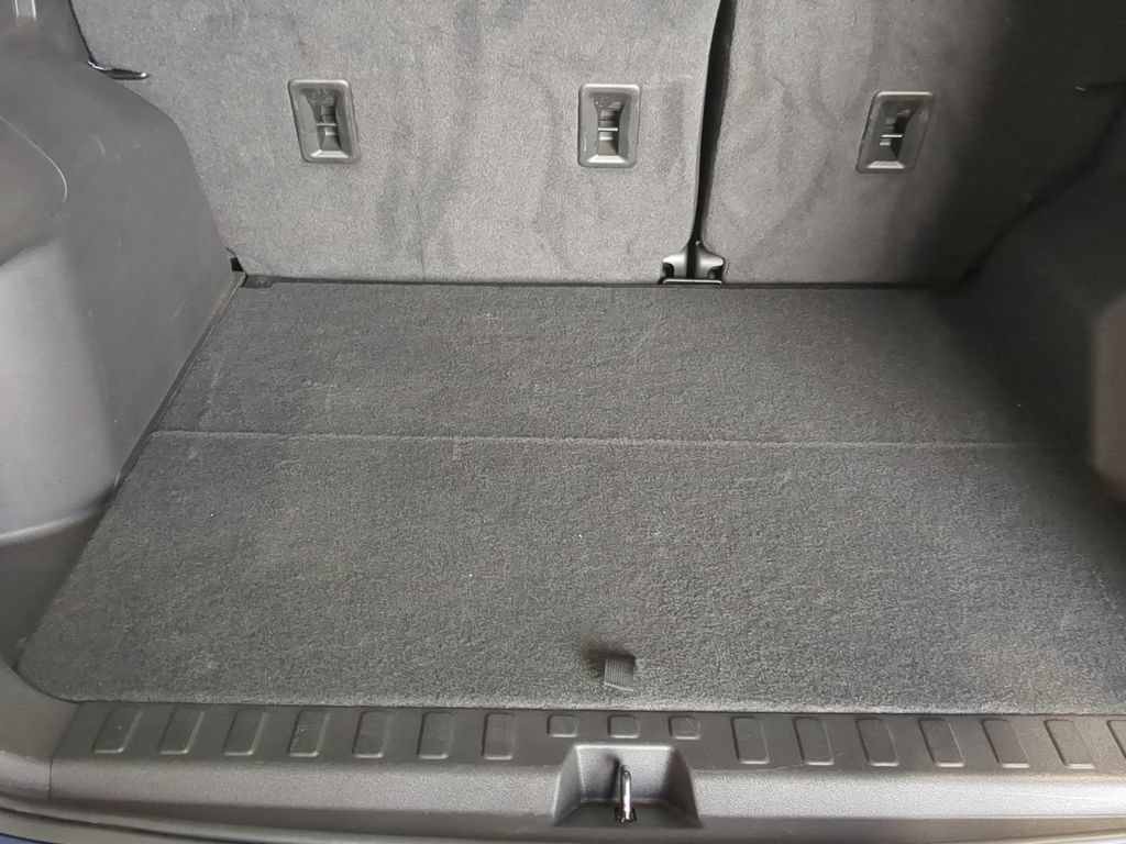 Used 2023 GMC Terrain SLE w/ Driver Convenience Package FWD image 39