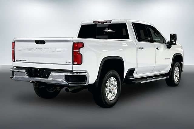 Used 2024 Chevrolet Silverado 2500 LTZ w/ LTZ Premium Package AWD/4WD image 6