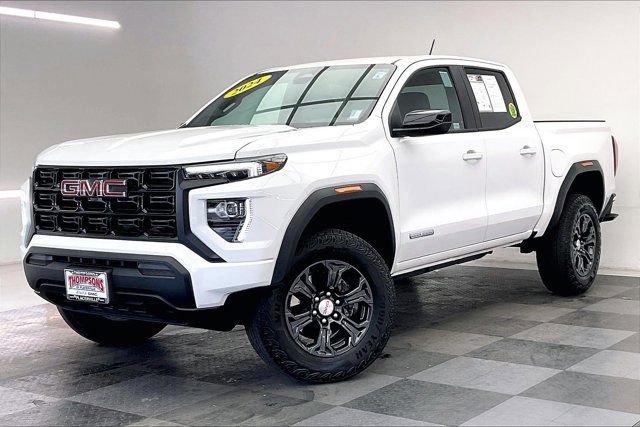 Used 2024 GMC Canyon Elevation image 12