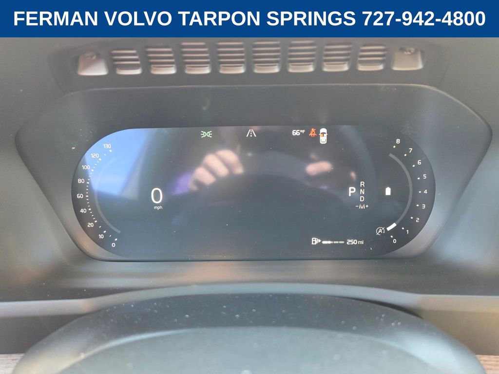 New 2026 Volvo XC90 B6 Plus w/ Protection Package Premier image 34