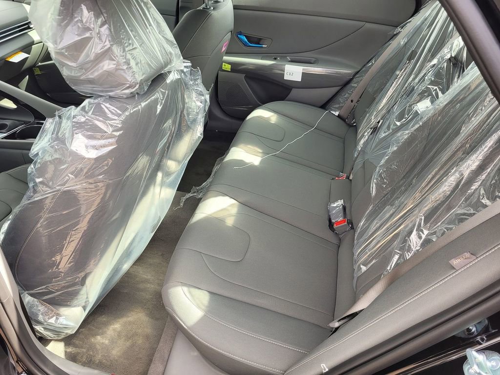 New 2026 Hyundai Elantra SEL Sport image 9