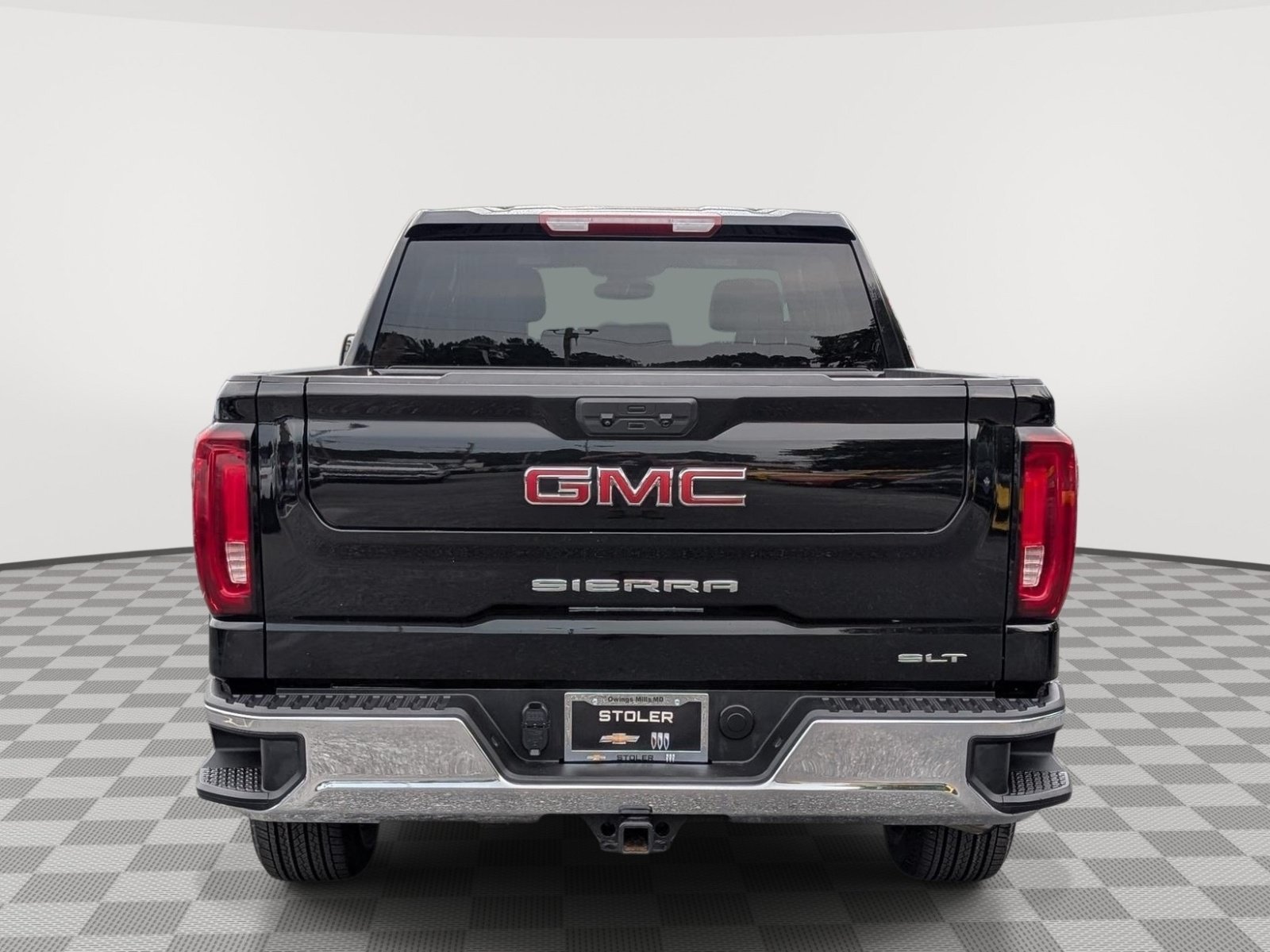 Used 2025 GMC Sierra 1500 SLT RWD image 4