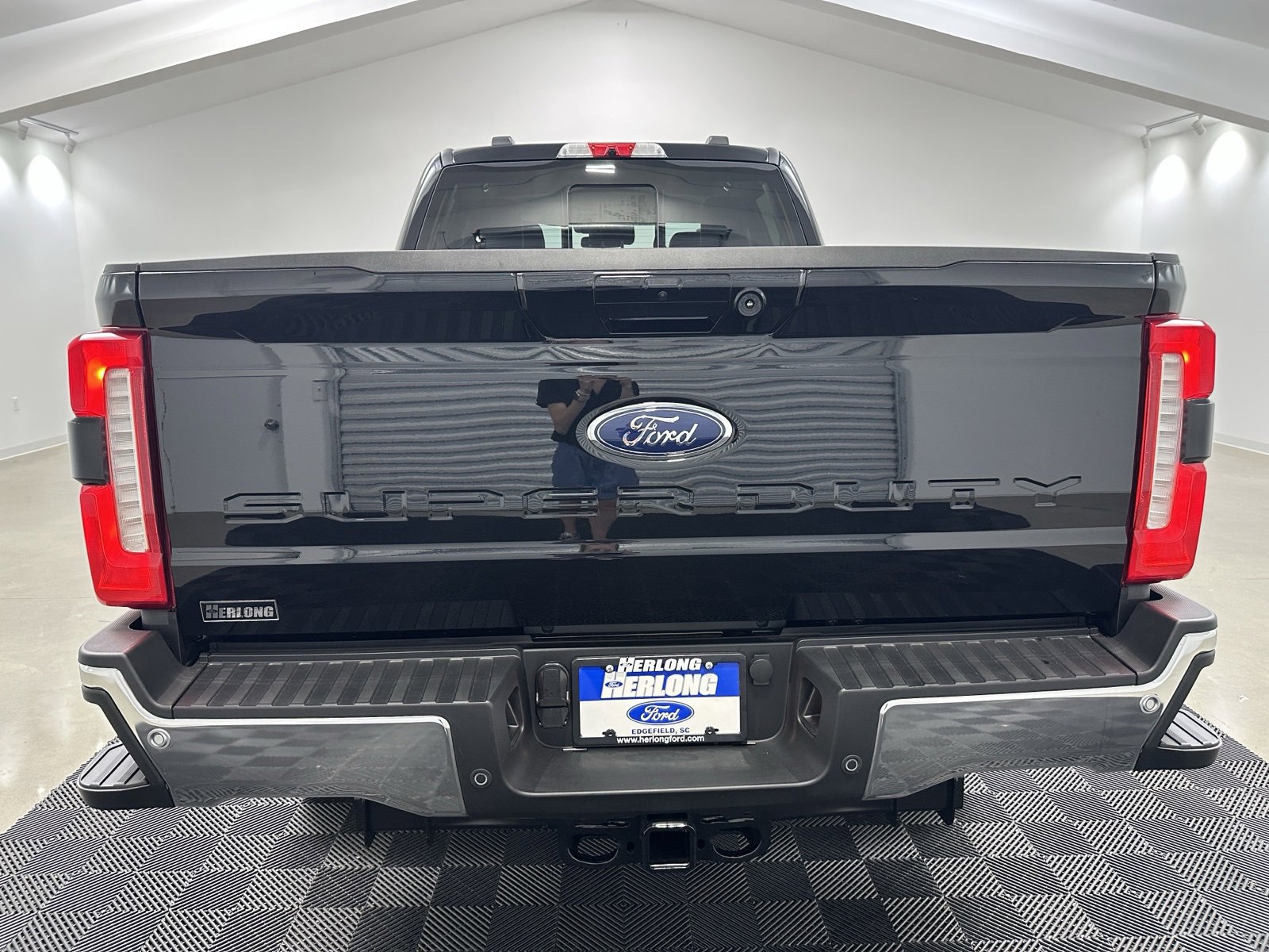 New 2025 Ford F250 Lariat w/ Lariat Ultimate Package image 5