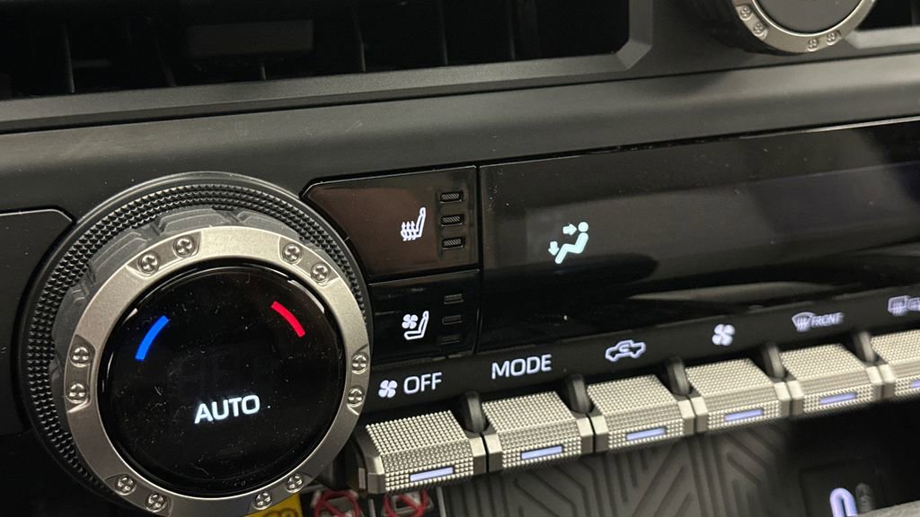 New 2026 Toyota Tacoma Limited AWD/4WD image 23