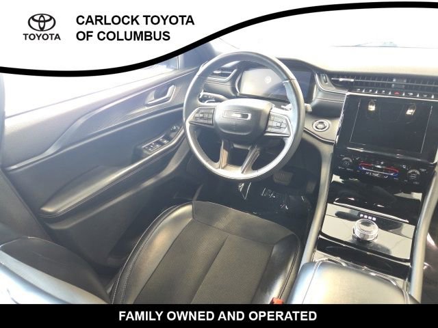 Used 2023 Jeep Grand Cherokee L Laredo AWD/4WD image 18