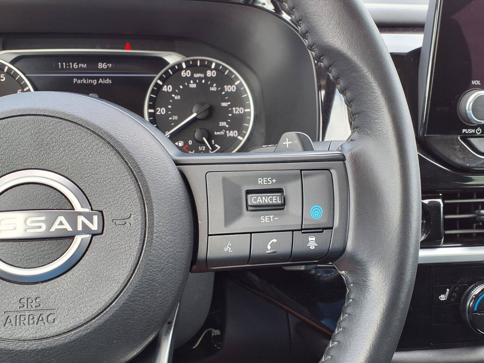Used 2025 Nissan Pathfinder SV FWD image 28