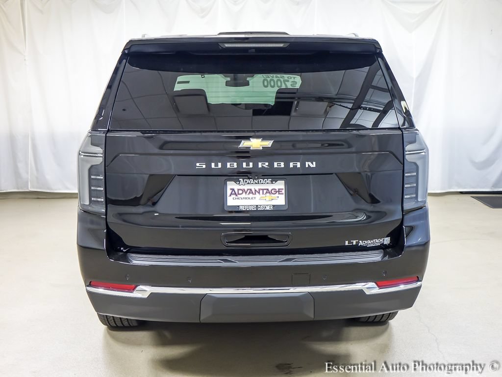 New 2026 Chevrolet Suburban LT w/ Comfort Package AWD/4WD image 6