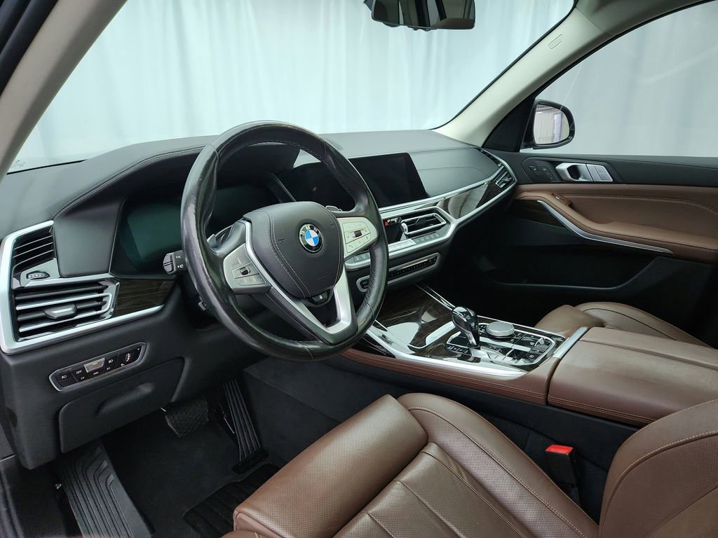 Used 2019 BMW X7 xDrive40i w/ Luxury Seating Package image 10