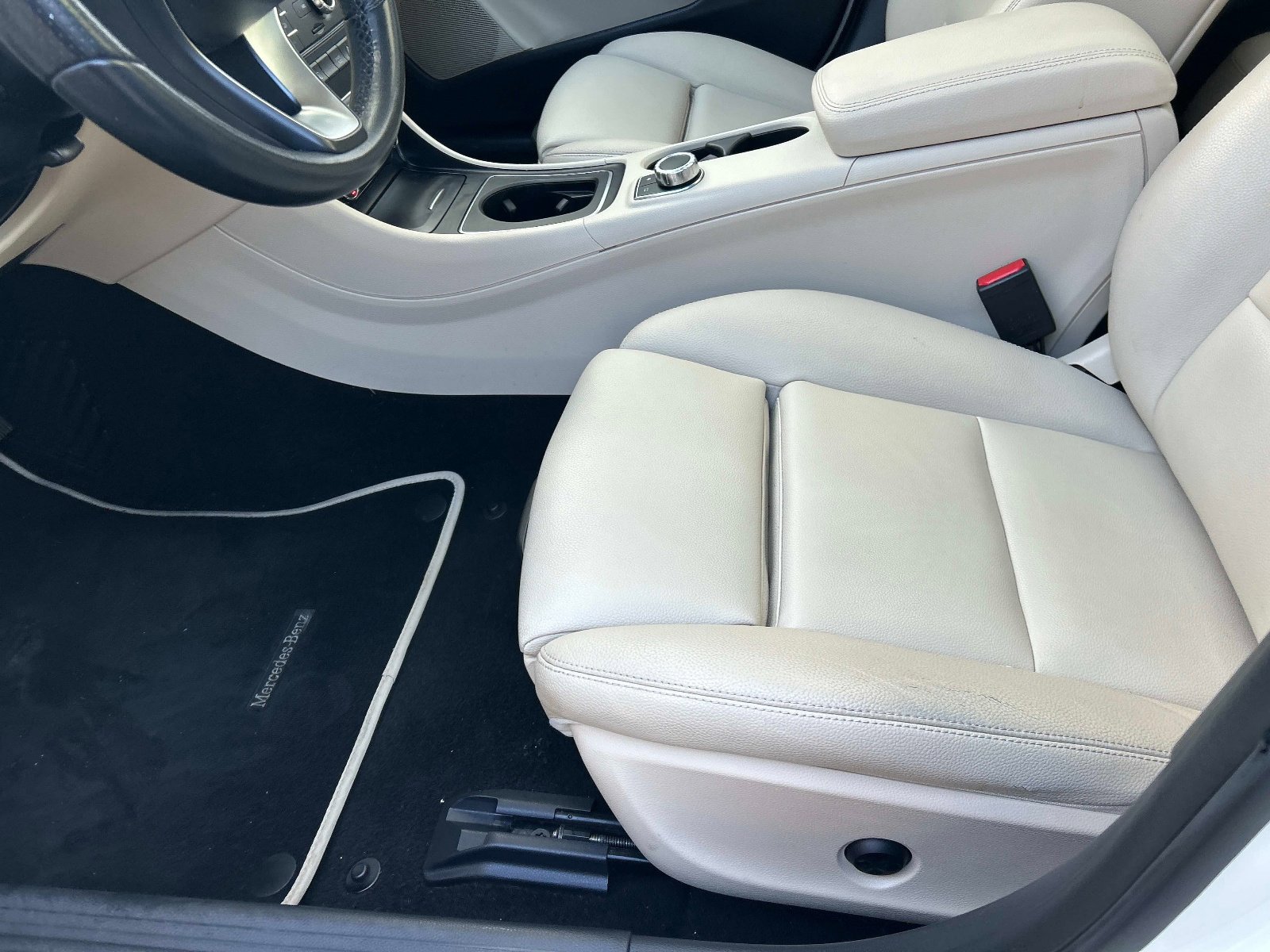 Used 2017 Mercedes-Benz GLA 250 GLA 250 4MATIC SUV AWD image 21