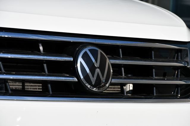 Used 2022 Volkswagen Tiguan S FWD image 12