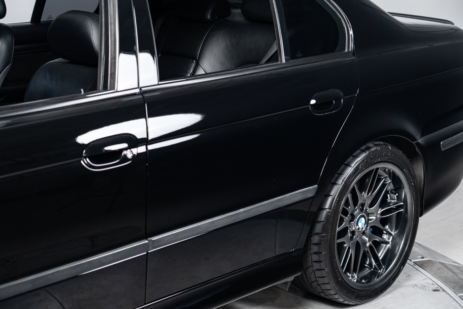 Used 2000 BMW M5 RWD image 6
