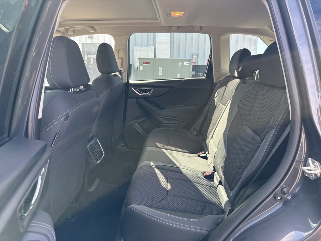 Used 2020 Subaru Forester Premium image 17