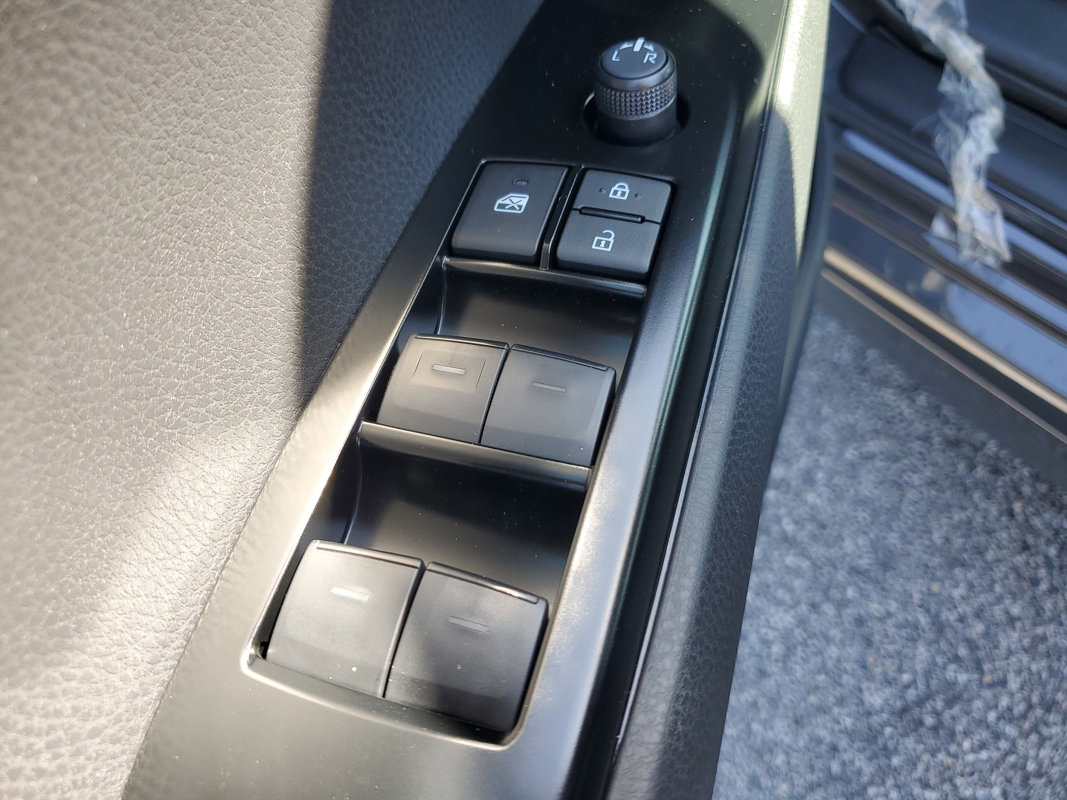 New 2026 Toyota Camry SE image 19